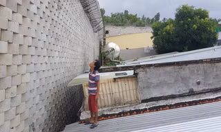 UBND tỉnh Khánh Hòa quyết định cưỡng chế bức tường thành xây trái phép tại dự án khu biệt thự nghỉ dưỡng Đồi Xanh.