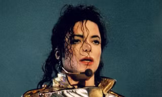 Khán giả sốc khi xem phim tố cáo Michael Jackson ấu dâm
