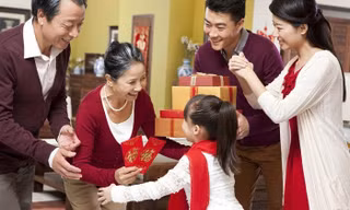 Cách chọn tuổi xông nhà, xông đất đầu năm Kỷ Hợi