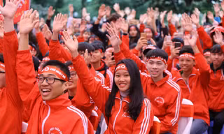 Sắc đỏ phủ kín Đại học Bách Khoa ngày hội hiến máu