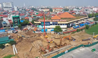 Cận cảnh khúc sông đầu tư gần 1.000 tỷ đồng ở Ninh Bình