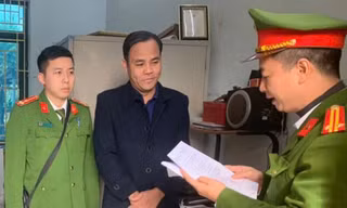 Bắt Trưởng phòng Tổ chức hành chính - Cục Thống kê tỉnh Thái Bình