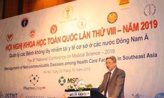 Thứ trưởng Bộ Y tế Nguyễn Trường Sơn
