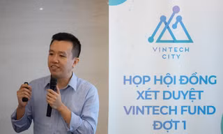 TS. Nguyễn Trần Thuật – người có hơn 11 năm kinh nghiệm nghiên cứu phát triển vật liệu và linh kiện cấu trúc micro/nano, vật liệu bán dẫn, pin mặt trời. TS đã có 4 sản phẩm đã được ứng dụng trong nước liên quan tới pin Mặt Trời và thẻ nhận dạng.