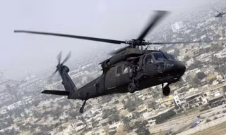 Trực thăng diều hâu đen UH-60 Black Hawk uy lực ra sao?