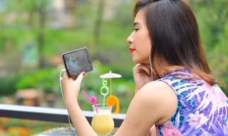 Một ngày làm việc và giải trí hiệu quả với “phablet” đỉnh cao Lenovo S930