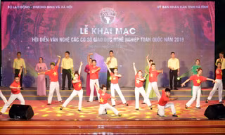 Chính thức khai mạc Hội diễn văn nghệ các cơ sở giáo dục nghề nghiệp toàn quốc năm 2019 (AVET 2019).