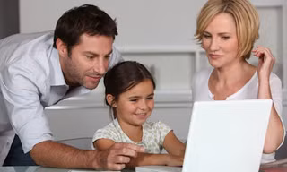 Càng có trình độ học vấn cao, người phụ nữ càng sẵn sàng li hôn.