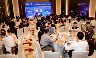 Hơn 400 khách hàng lắng nghe phân tích về cơ hội đầu tư tại thị trường BĐS phía Đông Sài Gòn