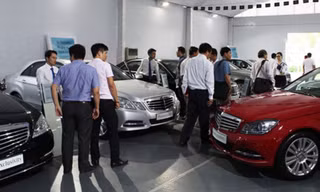 Việc sở hữu 1 chiếc ô tô trong tương lai vẫn còn là việc rất khó.(Ảnh minh họa: KT)