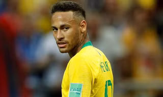 Thay thế Ronaldo, Real cử đại diện tiếp xúc Neymar