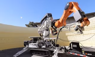 Robot xây xong căn nhà trong 14 tiếng