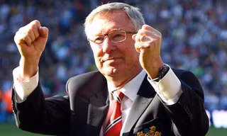 HLV huyền thoại Alex Ferguson qua cơn nguy kịch