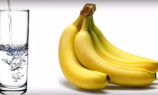 Quả chuối là thực phẩm có nhiều lợi ích với sức khỏe. Ảnh: Healthliving.
