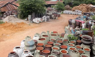 Đột nhập lò gốm giả cổ ở TP HCM