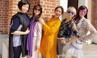 Năm người đẹp 'Lộc Đỉnh Ký' hội ngộ