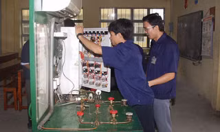 Bỏ phao xét tuyển vào lớp 10: Trả lại đúng bản chất học nghề 
