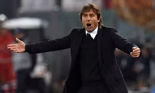 Chelsea là đội bóng Anh đầu tiên mất đỉnh bảng sau lượt trận đêm 31/10.