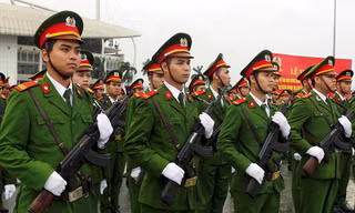 Tướng quân đội, tướng công an lĩnh lương thế nào năm 2020