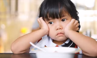 Với thói quen ăn uống hiện tại, đa phần bữa sáng của trẻ đang bị thiếu hụt ít nhất 10% năng lượng cần thiết mà một bữa sáng cân bằng, đầy đủ dinh dưỡng có thể cung cấp 
