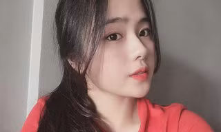 Nữ sinh xứ Huế với góc nghiêng đẹp xuất thần xao xuyến bao trái tim