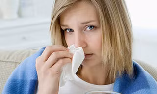 Nghẹt mũi là một trong những tác nhân gây hôi miệng