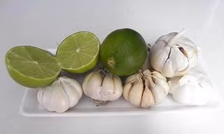  Nguyên liệu bài thuốc.
