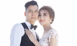 Chồng sắp cưới của ca sĩ tên Trần Phi Hùng. Anh sinh năm 1985, quê gốc Nam Định và đang làm công việc kinh doanh ở TP HCM.