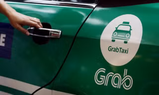 CIEM: Ép Uber, Grab như taxi truyền thống là sai lầm