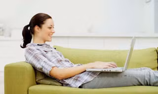Ít vận động là thói quen dễ gây sỏi thận, sỏi mật. 