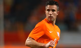 Tiết lộ gây sốc của Van Persie về chấn thương