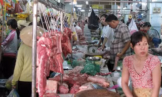 Giá thịt lợn tại Hà Nội tăng 10.000 đồng mỗi kg trong những ngày gần đây. Ảnh: BH