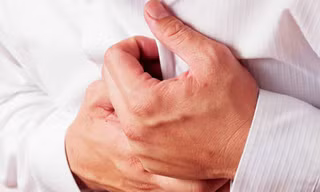 Nhiều thói quen hằng ngày ảnh hưởng xấu đến tim - Ảnh: Shutterstock 