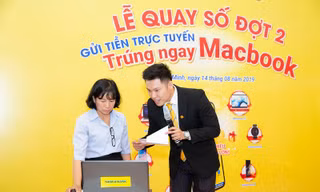 Lễ quay số Đợt 2 được tổ chức công khai, minh bạch dưới sự chứng kiến và hỗ trợ từ khách hàng Nam A Bank