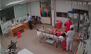 Bảo vệ đã có mặt trước cửa phòng cấp cứu trước khi xảy ra sự việc.