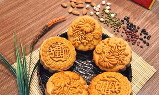 Chọn bánh trung thu ngon, an toàn có dễ?