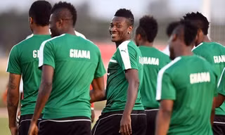 Asamoah Gyan rất mát tay trong các hoạt động kinh doanh