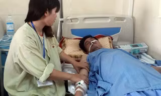 Ông Vinh bị ung thư đại tràng. Ảnh: H.T. 