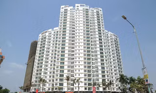 Chỉ trong 2 tháng đầu năm, tại TP.HCM đã có khoảng hơn 20 dự án mới mở bán với hàng chục ngàn căn hộ, nền đất - Ảnh: Đình Sơn