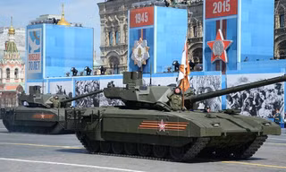 Siêu tăng T-14 Armata trong cuộc diễu hành trên Quảng trường Đỏ vào ngày 9/5. Ảnh: Sputnik