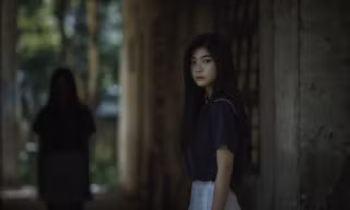 Miss Teen Nam Phương tạo hình rùng rợn 'hồn ma nữ' đón Halloween