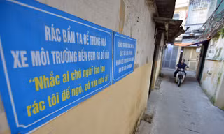 Bảng hướng dẫn đổ rác... bằng thơ độc đáo