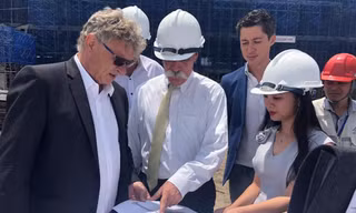 Ông Chase Carey bất ngờ trước tiến độ thần tốc của đường đua F1 Hà Nội
