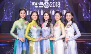 Nhóm 5 thí sinh của dự án “Hy vọng” – “Người đẹp nhân ái”