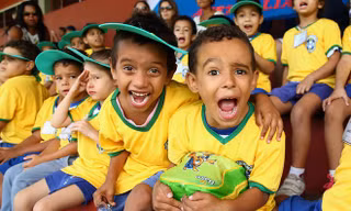 Bên thềm World Cup: Brazil rộn ràng lễ hội bóng đá