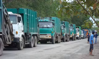 Số rác này từ bãi rác Phước Hiệp sẽ được vận chuyển về Đa Phước để xử lý- Ảnh L.N