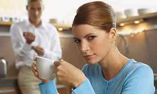 Nhiều lúc tĩnh tâm, tôi ước gì mình có thể im lặng chịu đựng như chồng. Nhưng tôi không làm được. (ảnh minh họa).