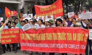 Người dân mít tinh, tuần hành phản đối hành động sai trái của Trung Quốc