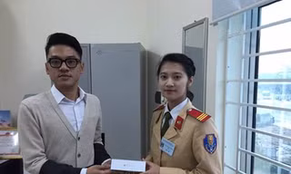 Anh Phạm Đăng Quang nhận lại tài sản của mình sau khi đánh mất.