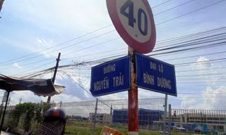 Tên đường “Nguyễn Trãi” bị viết sai thành “Nguyễn Trãi” tồn tại suốt 5 năm. 